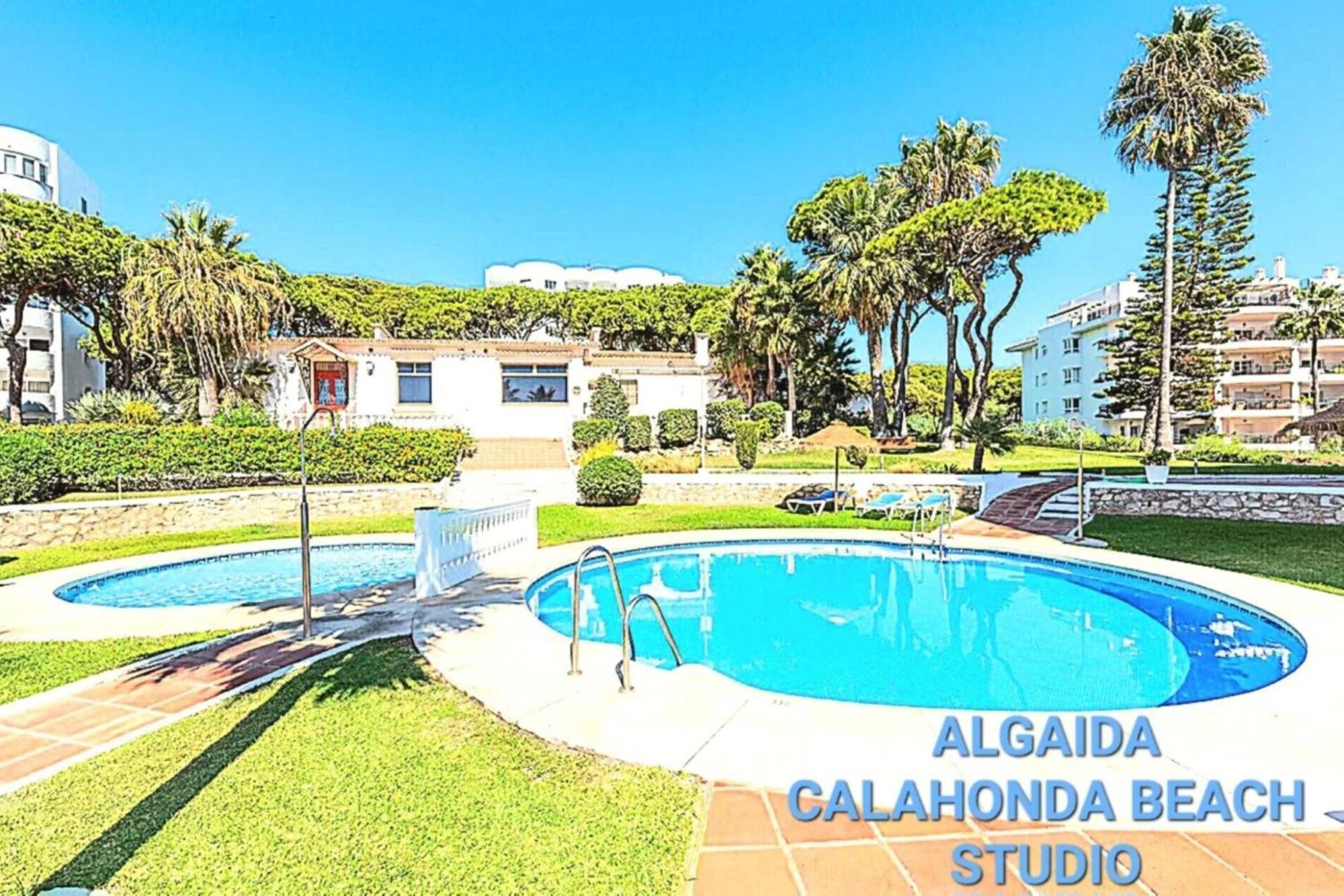 Nuevo! Algaida Calahonda Beach Studio Ситио-де-Калаонда Экстерьер фото